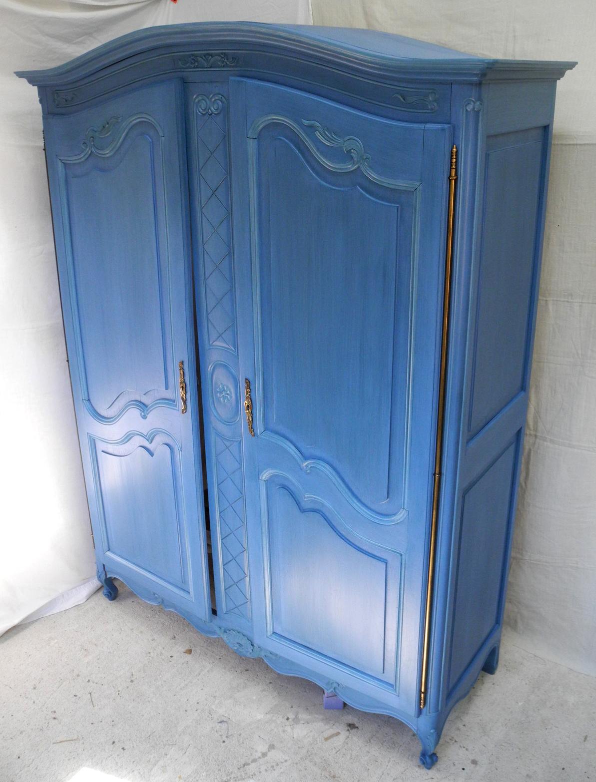 Armoire style louis XV relook