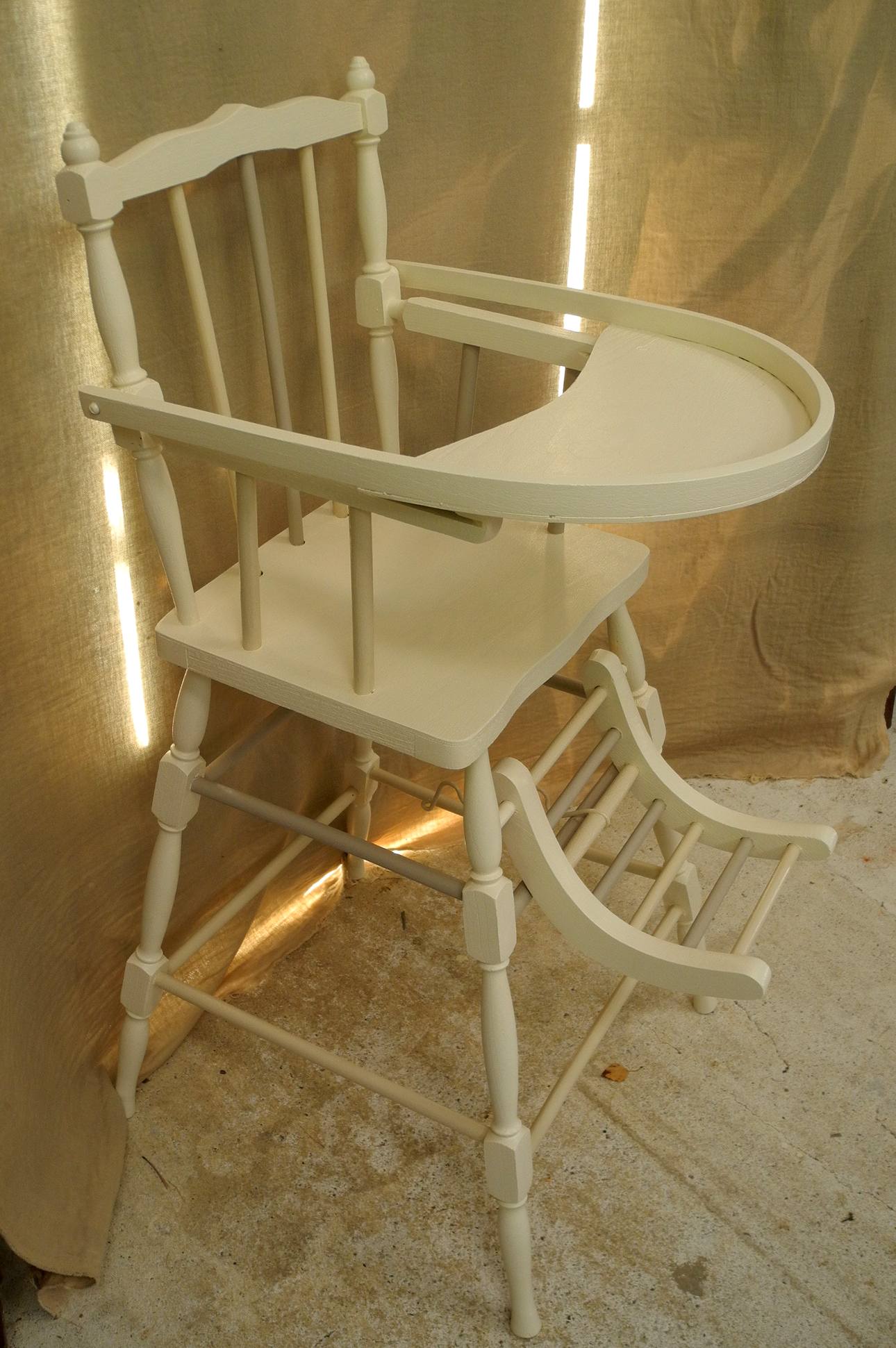 chaise bébé apres relooking