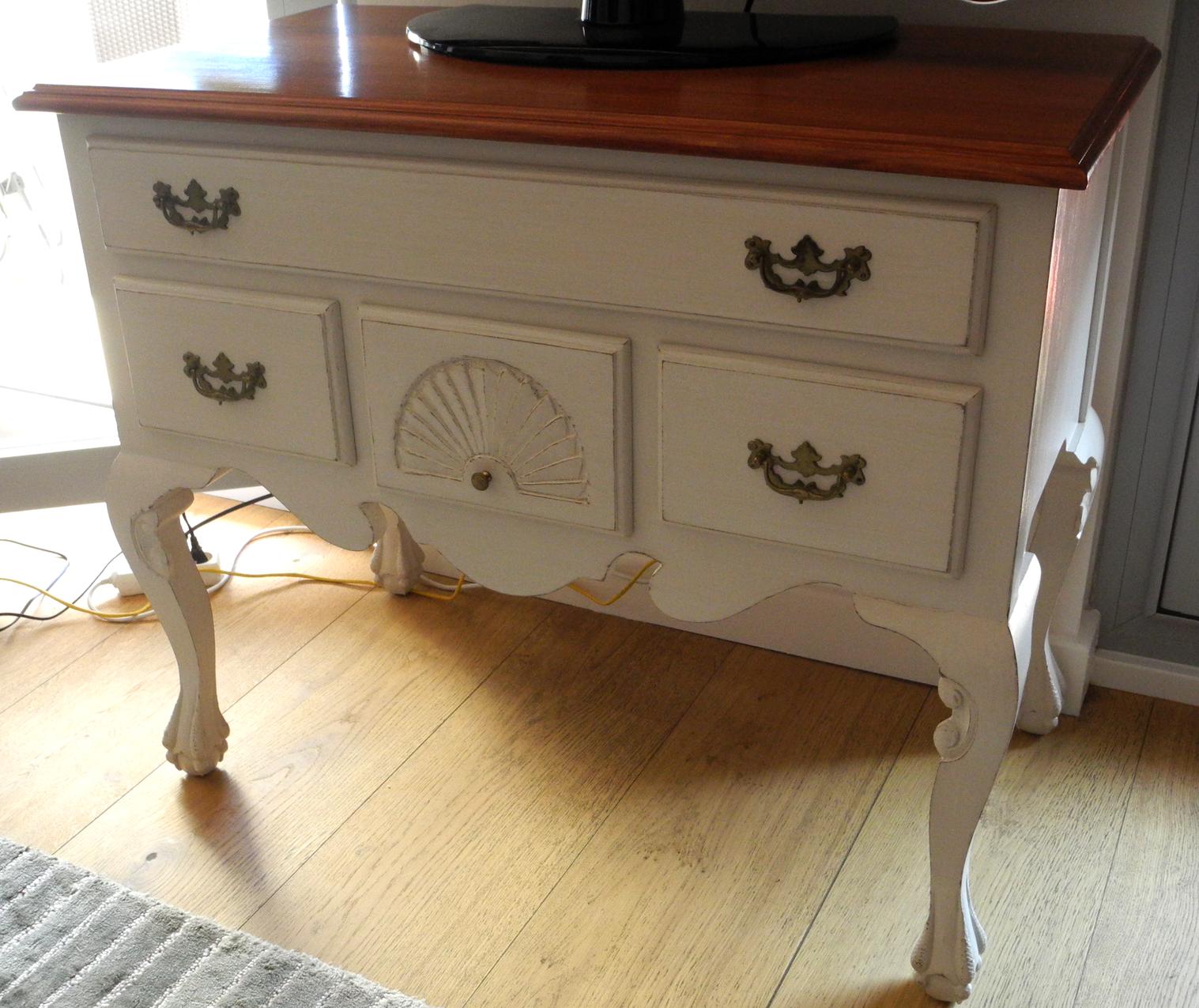 Commode sculpte relooke 